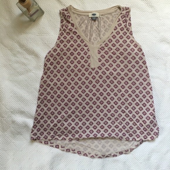 Old Navy tank top - Picture 3 of 4